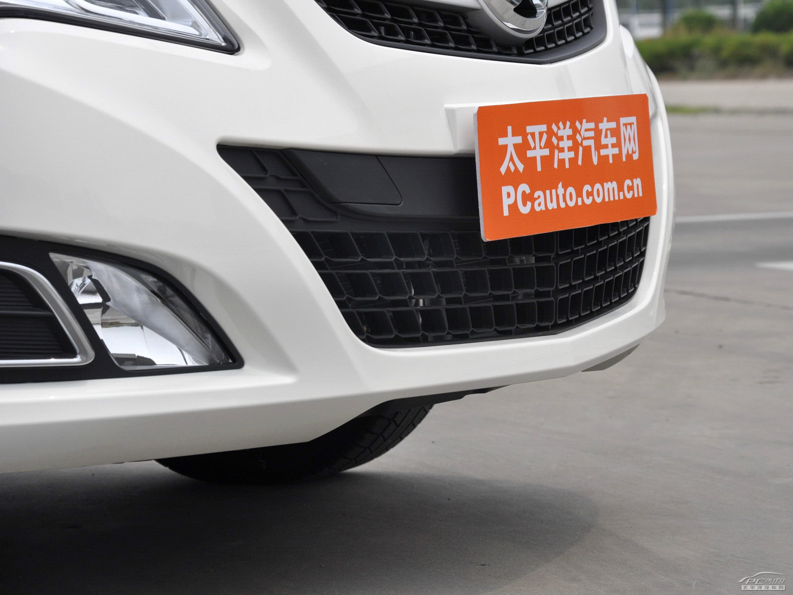 北京汽車E系列外觀高清大圖