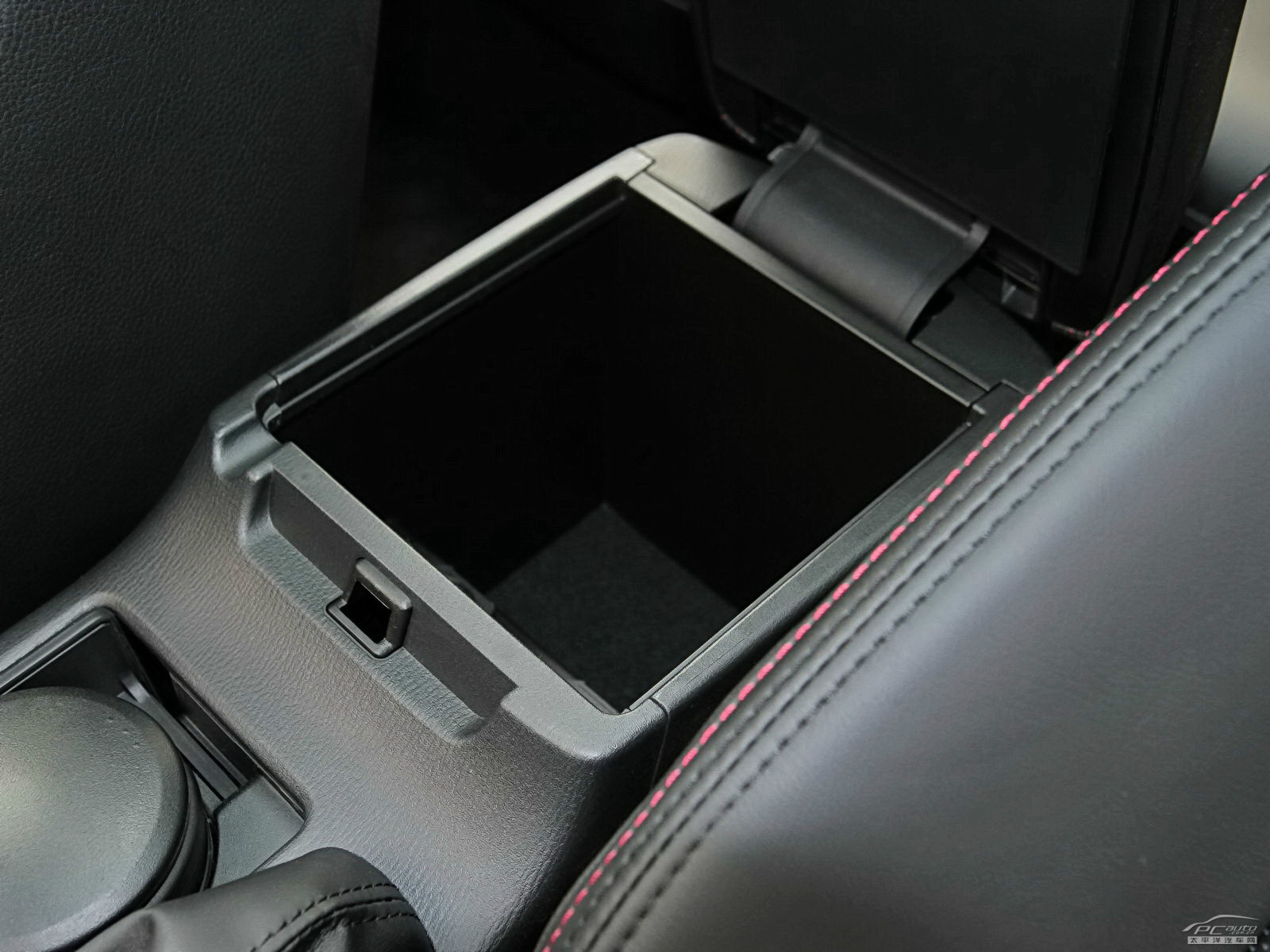 馬自達ATENZA空間高清大圖