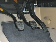 2013款 三廂 1.3L 手動樂天版 2013款 三廂 1.3L 手動樂天版