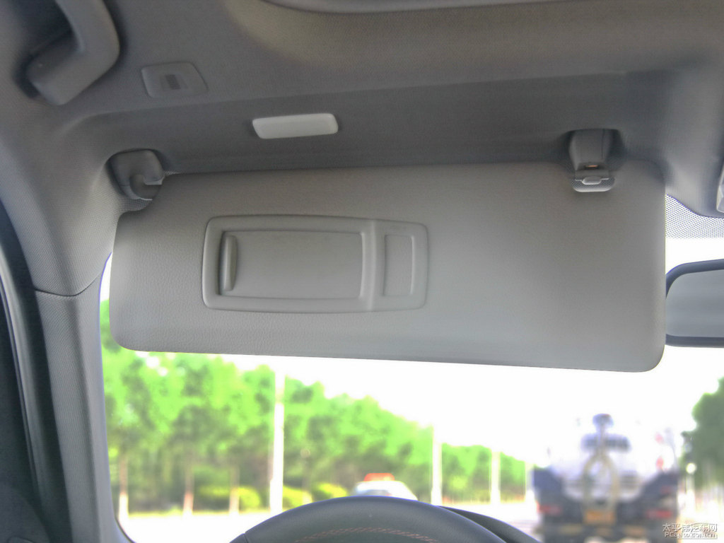 ѩɽ׌R3ϵ(M(jn))܇(ch)(ni)DƬ