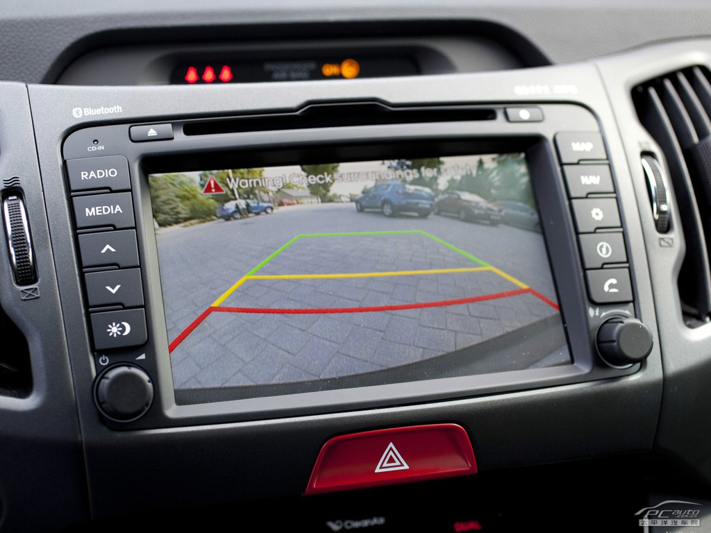 SPORTAGE內(nèi)飾高清大圖