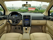 2013款 三廂 1.3L 手動(dòng)樂(lè)天版 2013款 三廂 1.3L 手動(dòng)樂(lè)天版