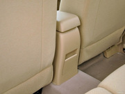 2013款 三廂 1.3L 手動(dòng)樂(lè)天版 2013款 三廂 1.3L 手動(dòng)樂(lè)天版