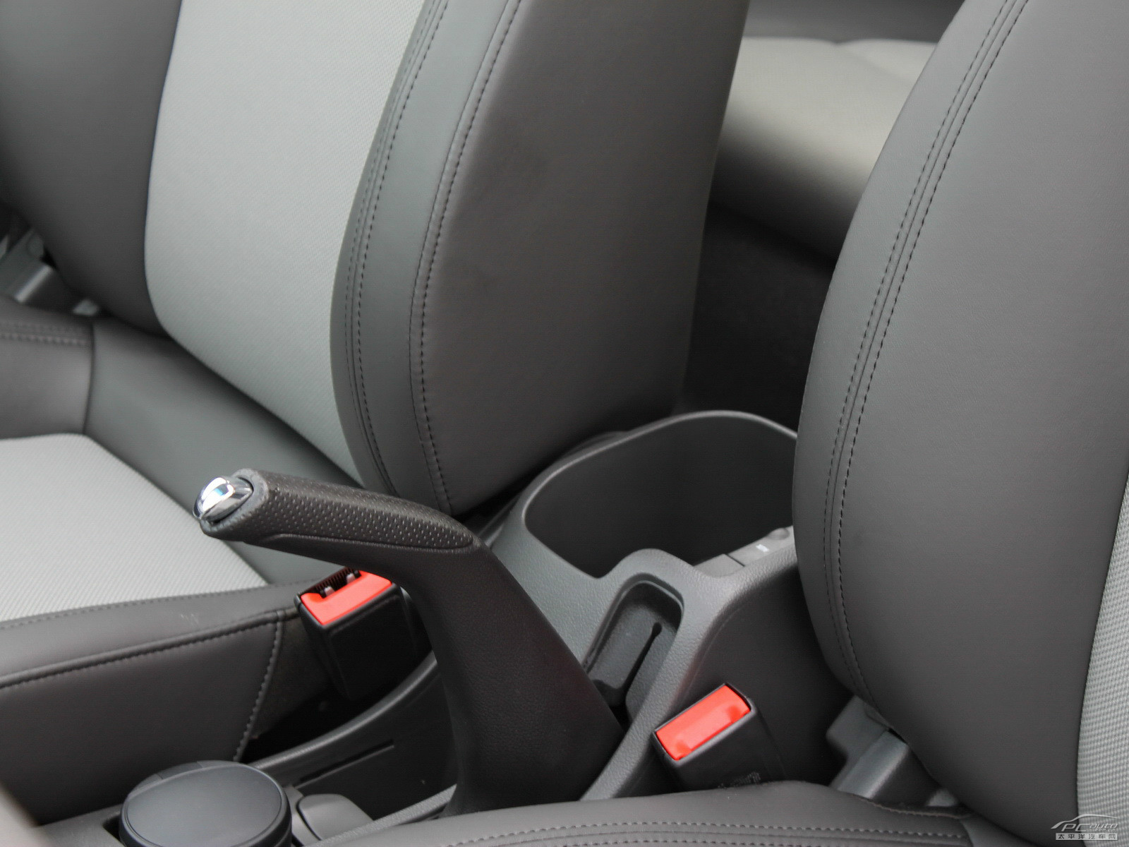 科魯茲內(nèi)飾高清大圖