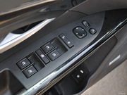 2013款 2.0T 豪華版 2013款 2.0T 豪華版