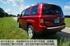 2014Jeepɿ͓Ȍ Q6AT׃