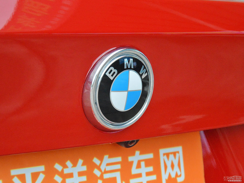 墨爾本紅寶馬3系GT車尾外觀圖片