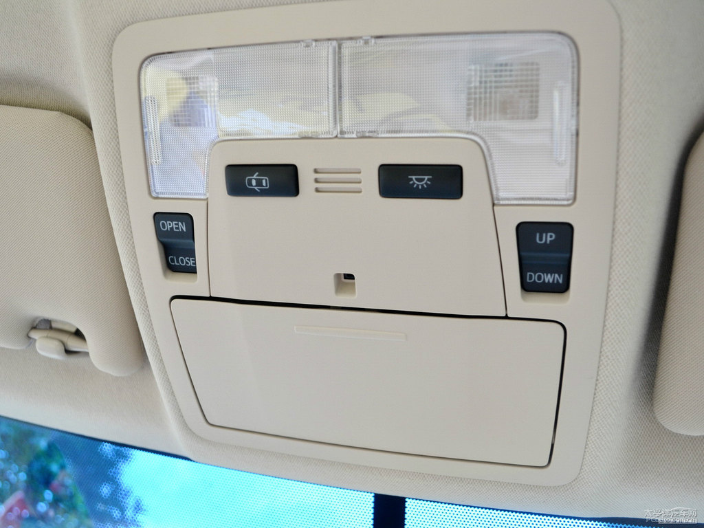 炫晶黑凱美瑞車廂內(nèi)飾圖片