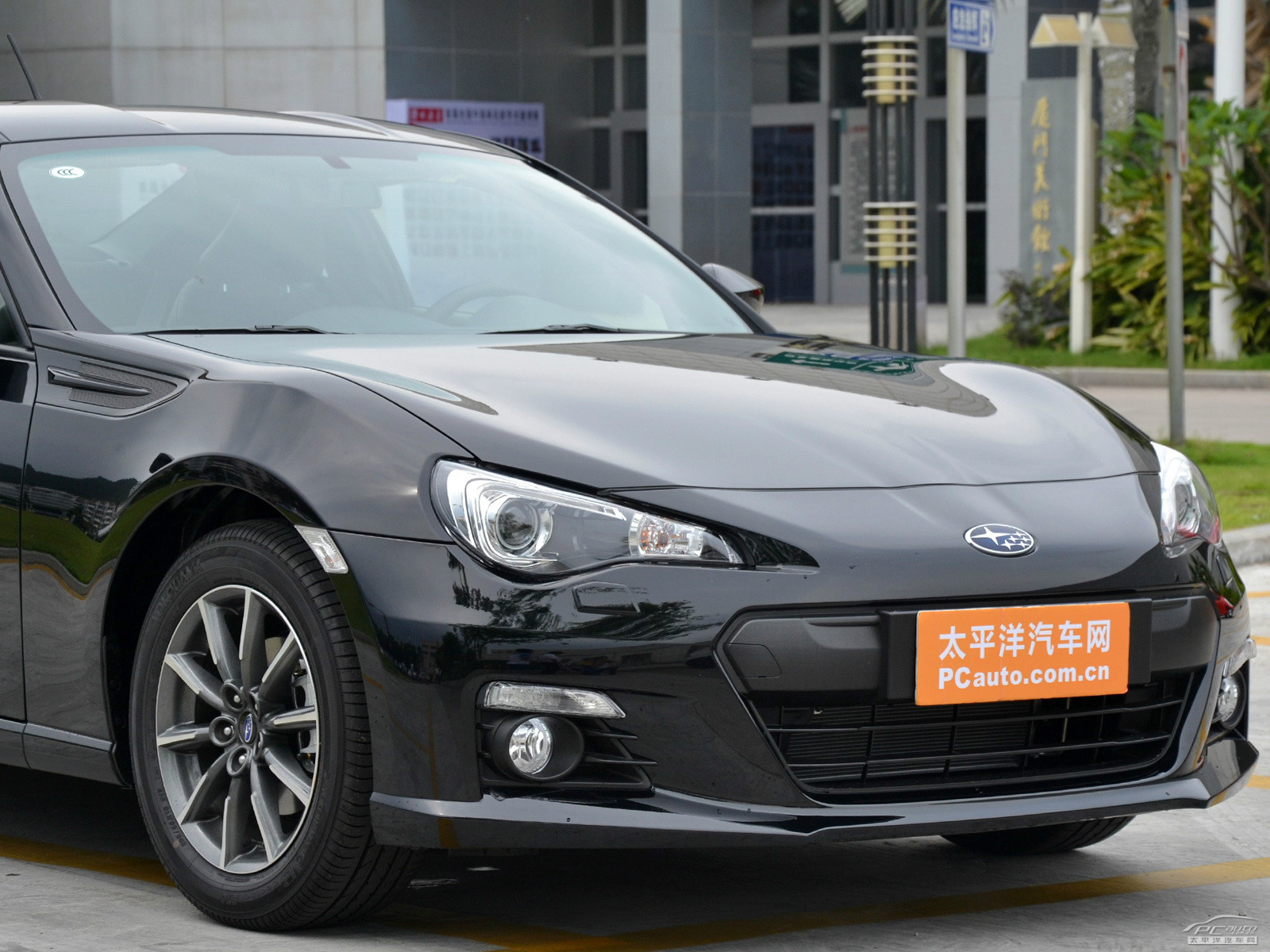 斯巴魯BRZ外觀高清大圖