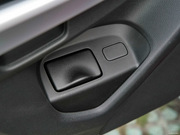 2012款 2.4L 豪華版 2012款 2.4L 豪華版