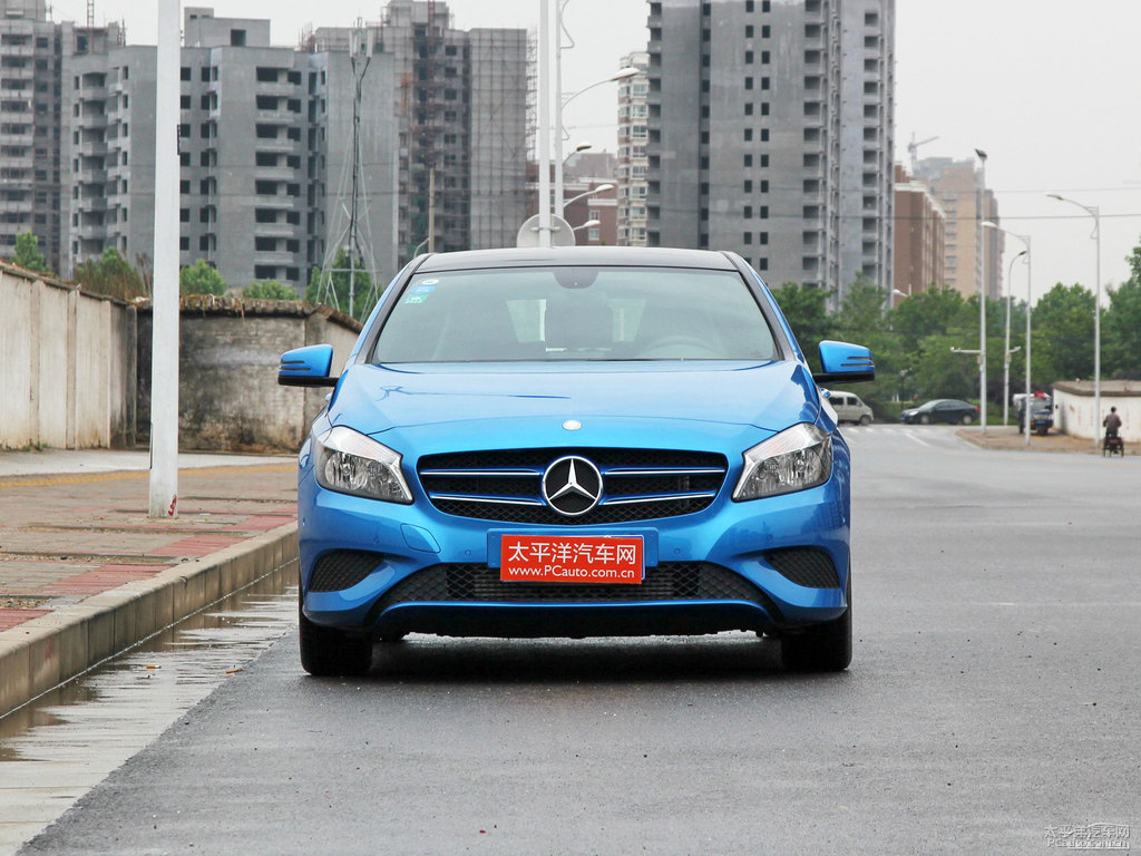 南海藍(lán)奔馳A級(進(jìn)口)整車外觀外觀圖片