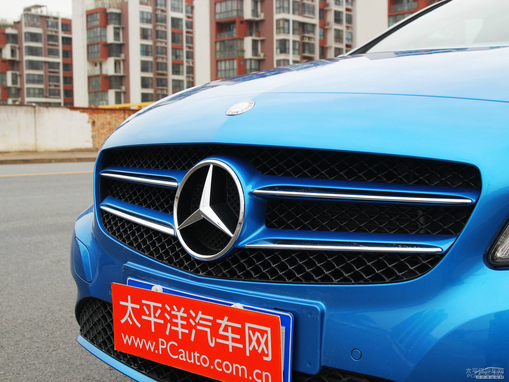 南海藍奔馳A級(進口)車頭外觀圖片