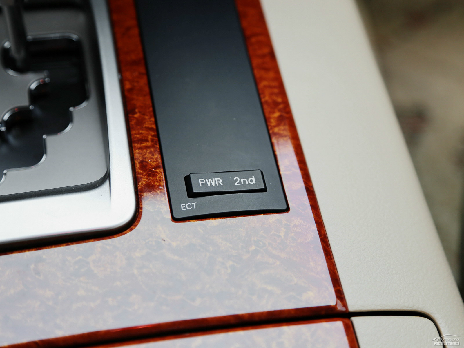 蘭德酷路澤(進(jìn)口) 內(nèi)飾高清大圖