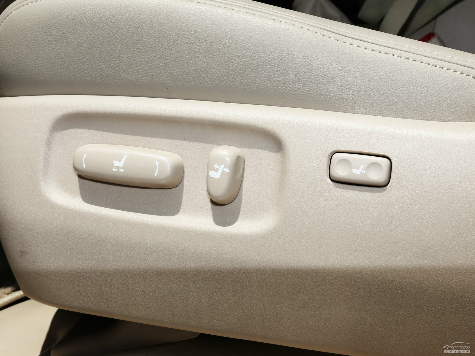 蘭德酷路澤(進口) 內飾高清大圖