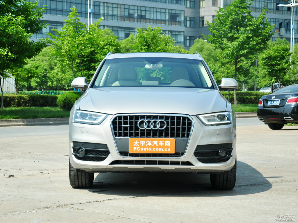 鉑金米奧迪Q3整車外觀外觀圖片