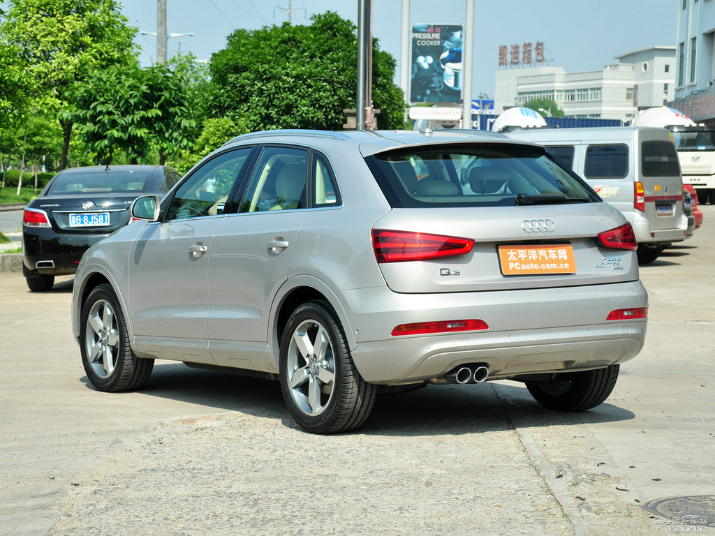 鉑金米奧迪Q3整車外觀外觀圖片