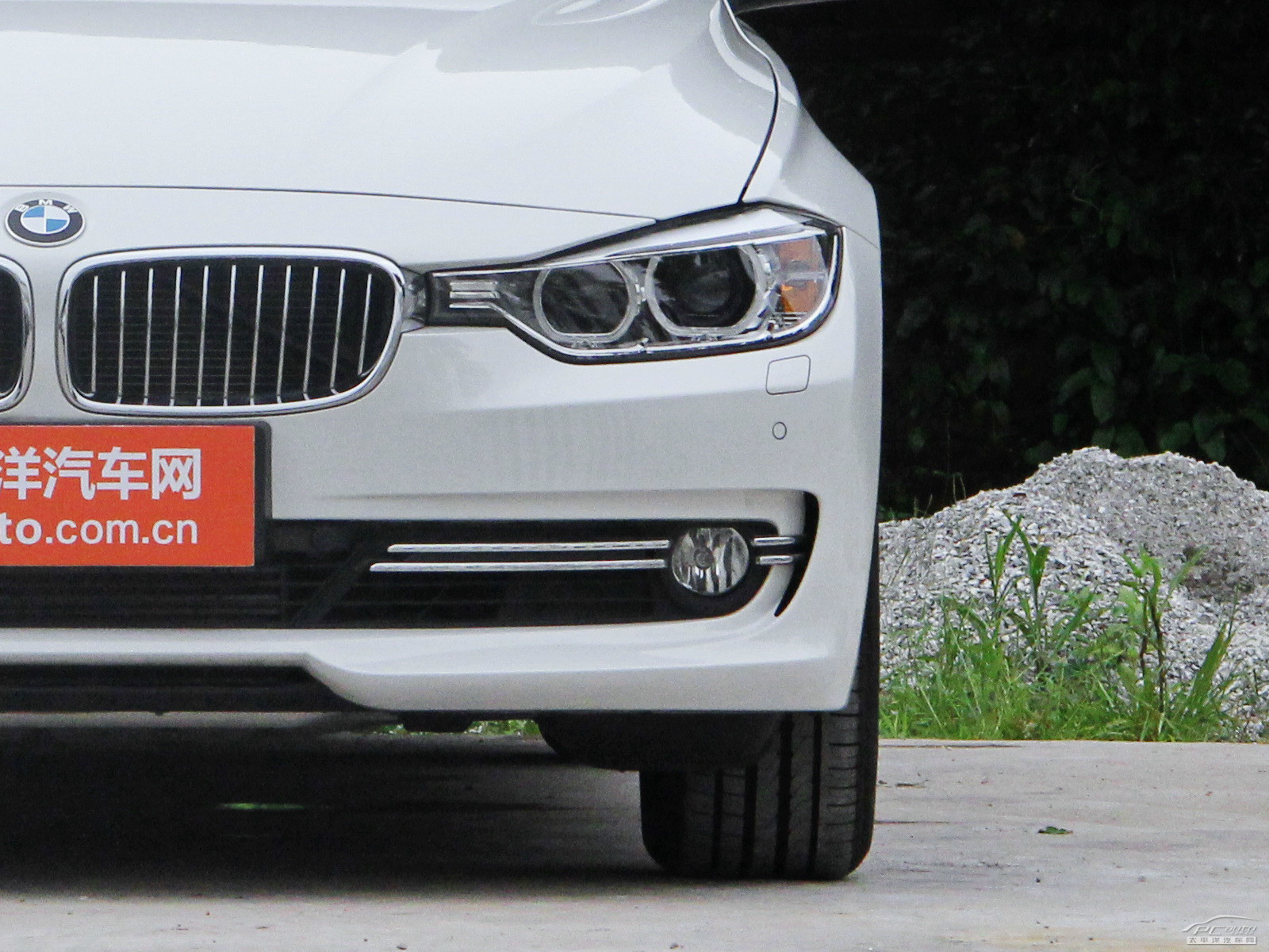 寶馬3系外觀高清大圖