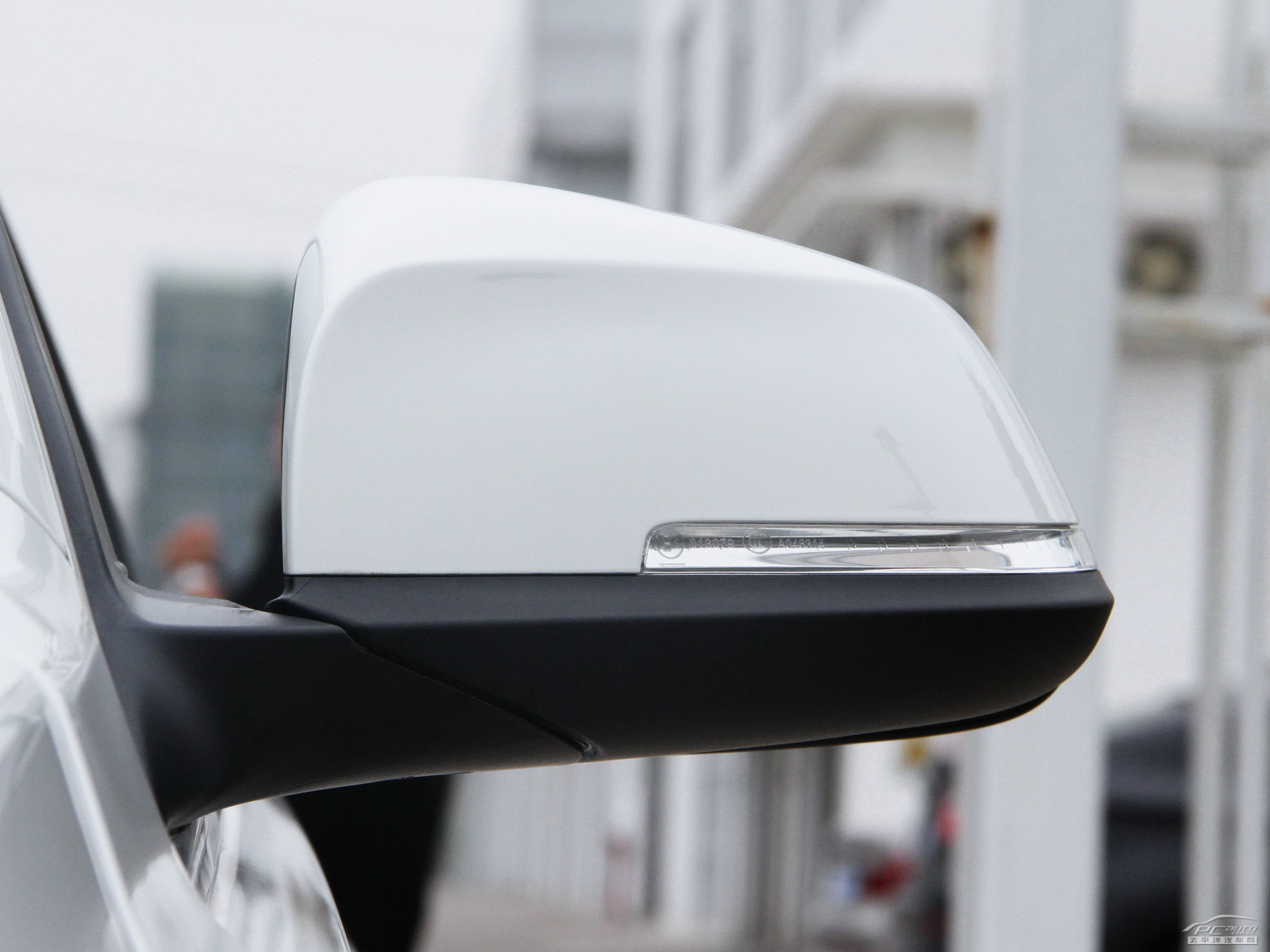 寶馬3系外觀高清大圖