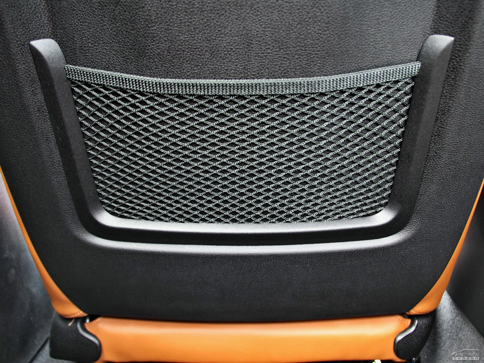 寶馬3系空間高清大圖