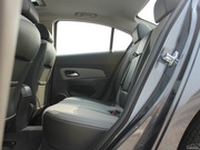 2013款 1.6L SE 手動(dòng) 2013款 1.6L SE 手動(dòng)