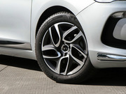 2012款 1.6T 豪華版 2012款 1.6T 豪華版