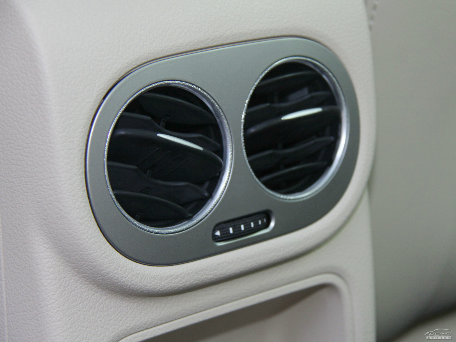 途觀內(nèi)飾高清大圖