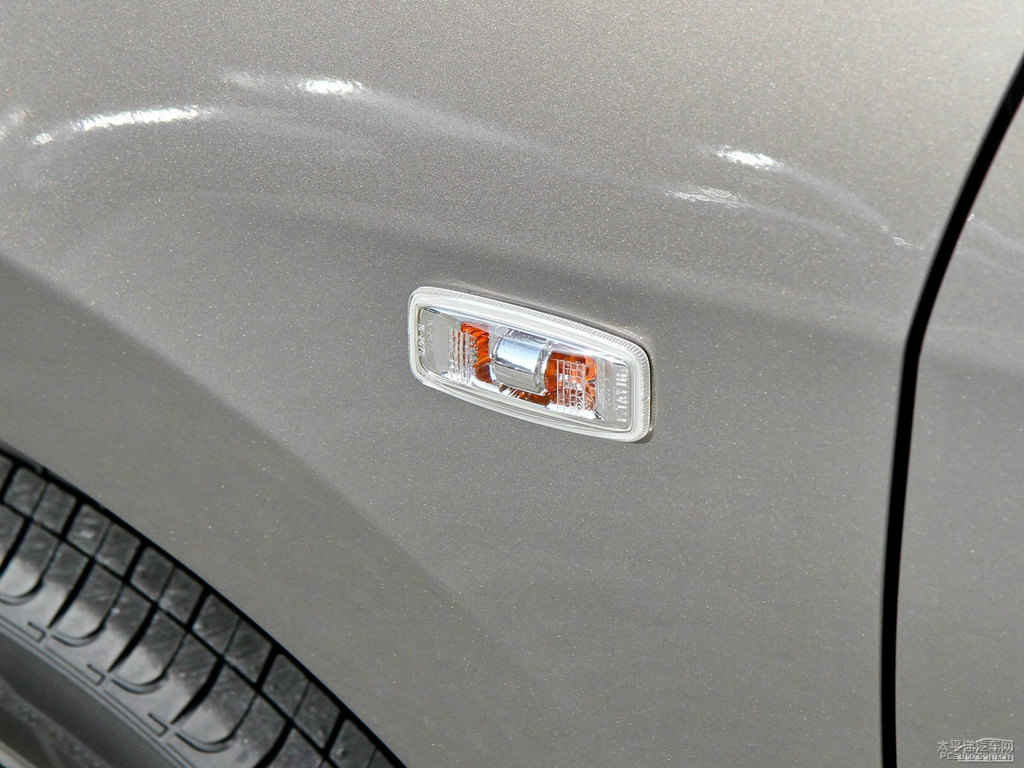鈦古金軒逸車身外觀圖片