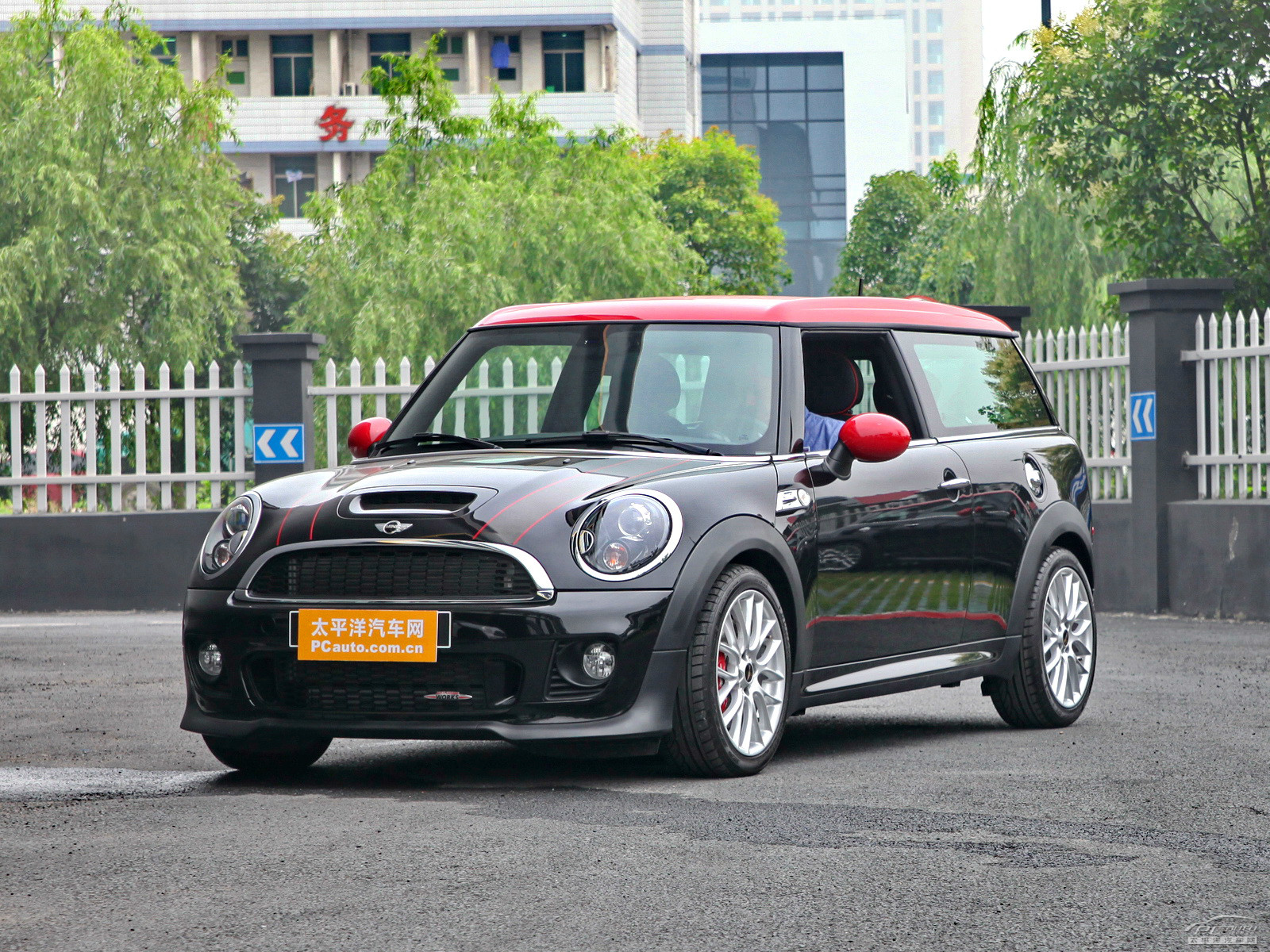 MINI JCW CLUBMAN外觀高清大圖