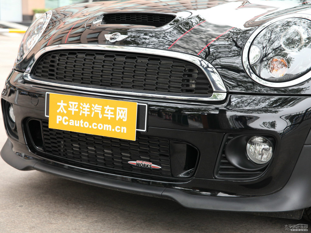 ҹMINI JCW CLUBMAN܇^^DƬ