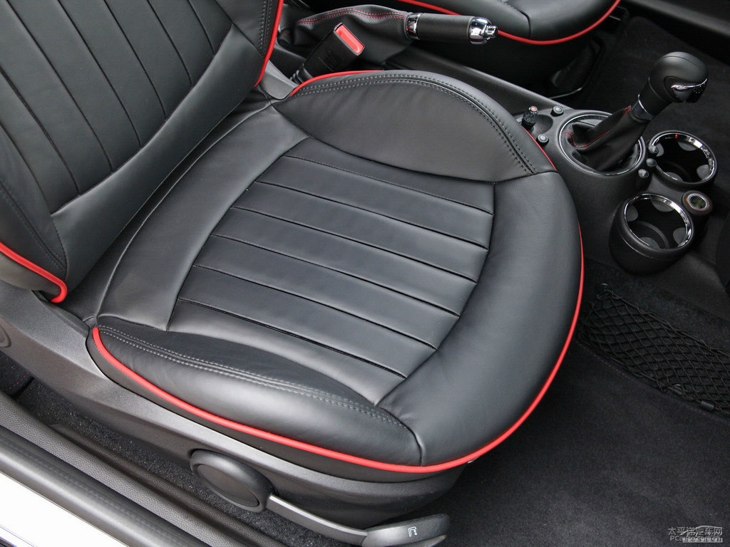 ҹMINI JCW CLUBMAN΃(ni)DƬ