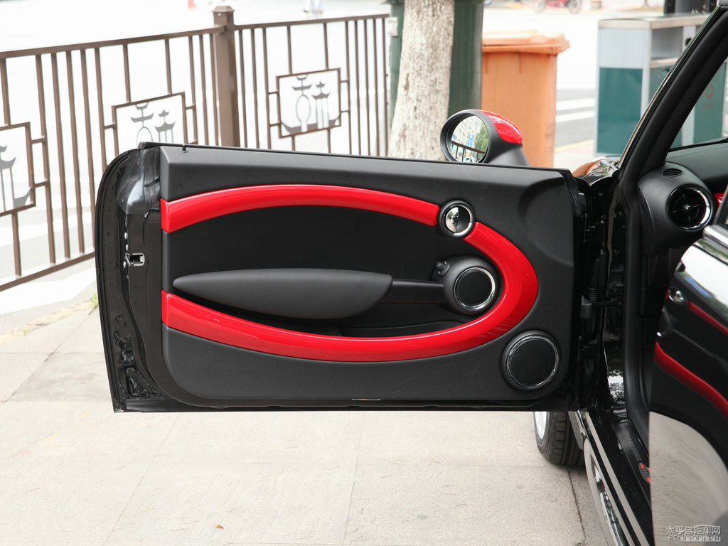 ҹMINI JCW CLUBMAN܇(ni)DƬ