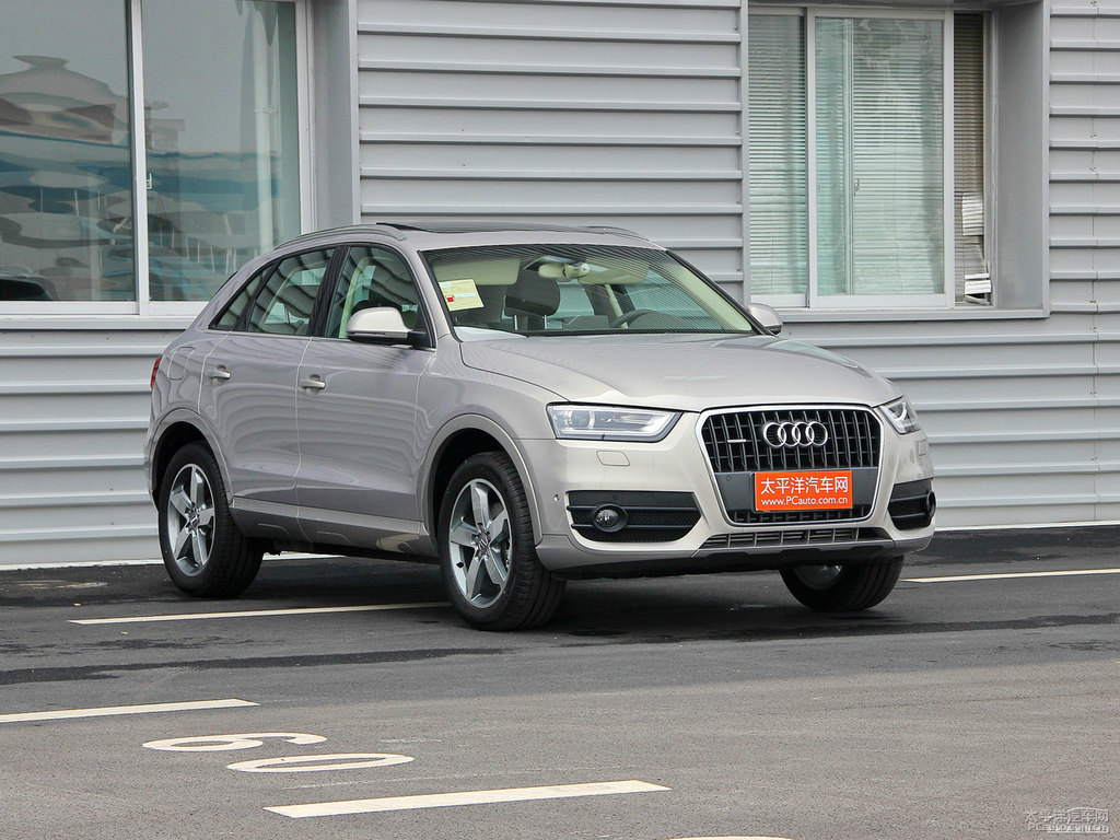鉑金米奧迪Q3整車外觀外觀圖片