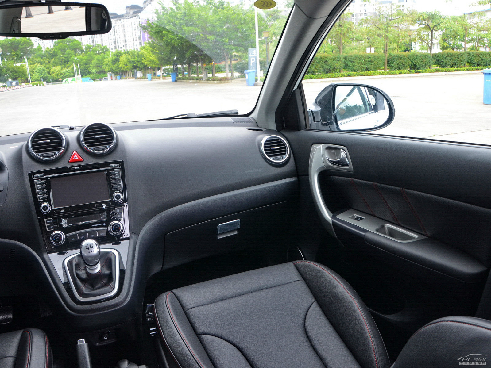 哈弗H6內(nèi)飾高清大圖