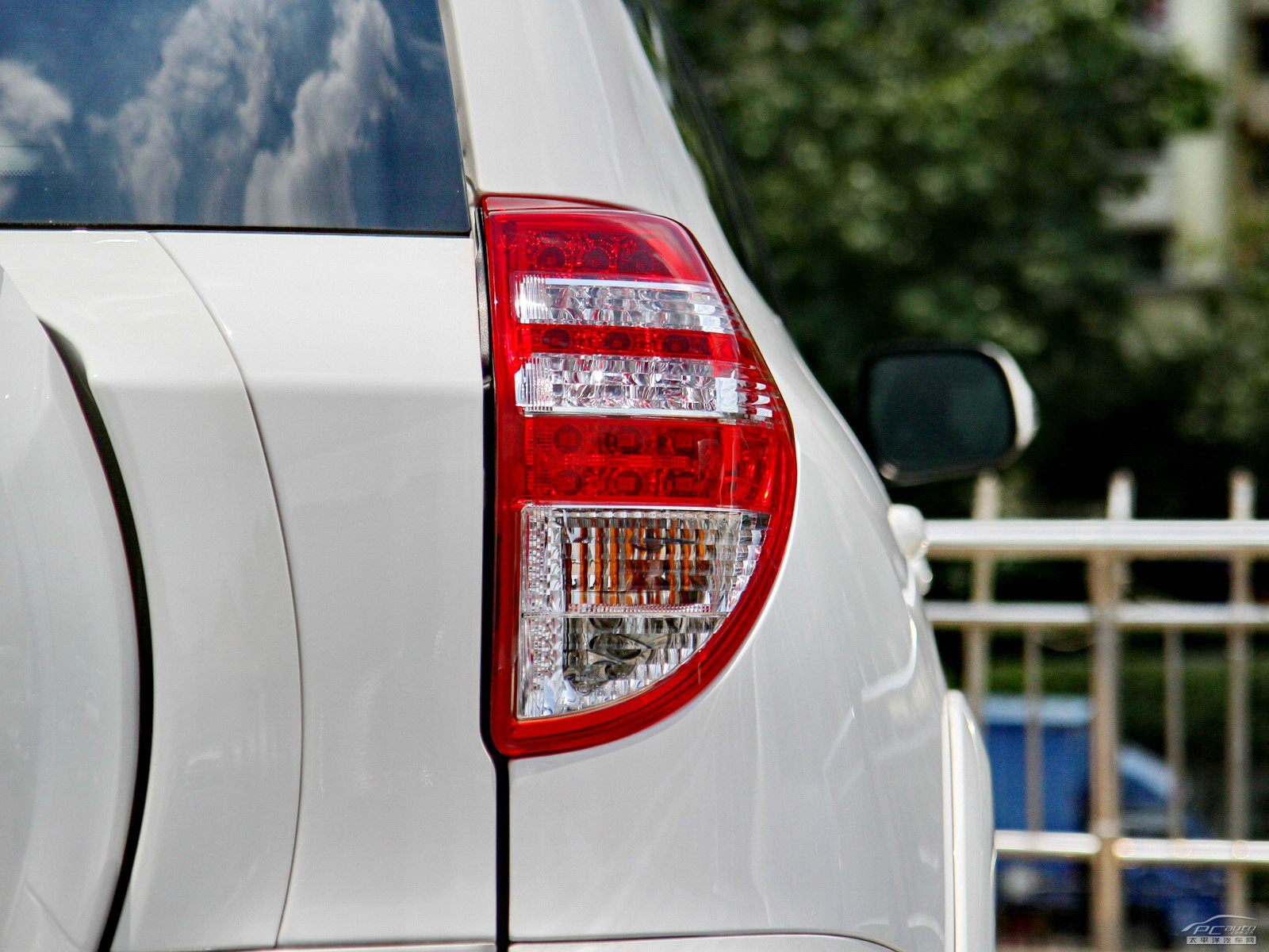 RAV4榮放外觀高清大圖
