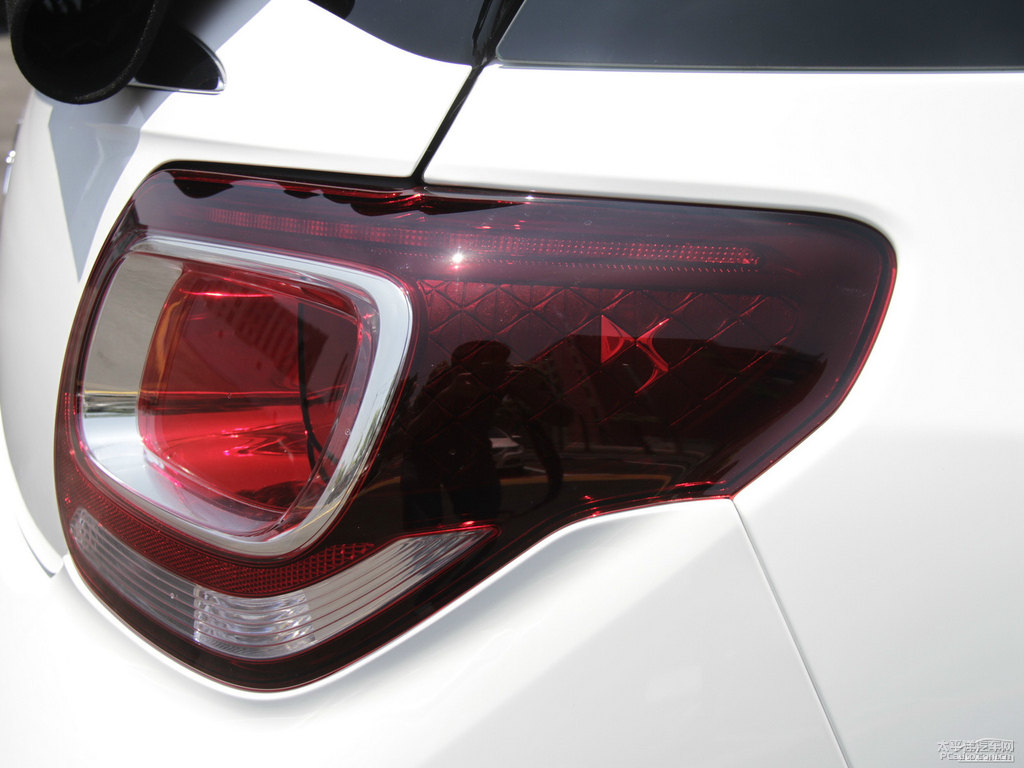 DS 3܇(ch)β^DƬ