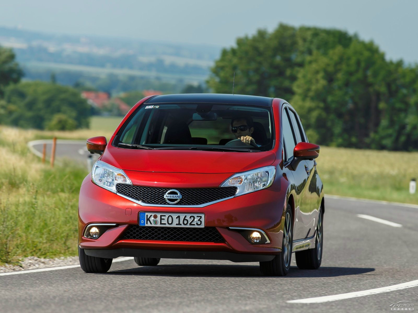 日產(chǎn)Note外觀高清大圖