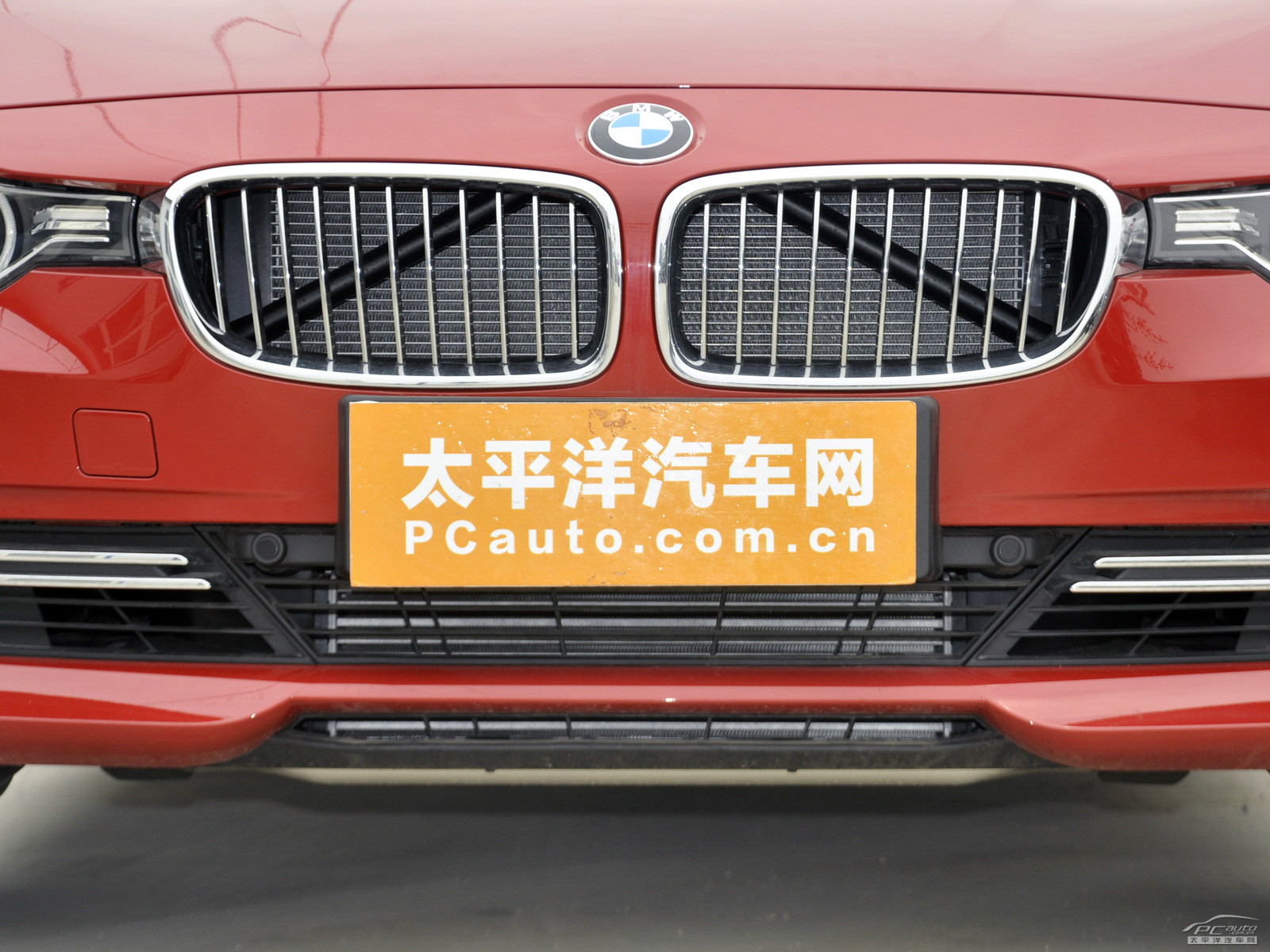 寶馬3系外觀高清大圖