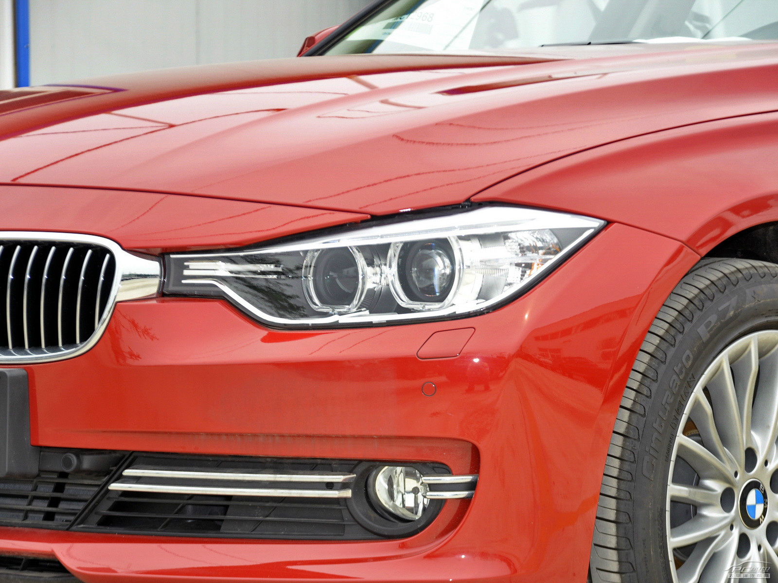 寶馬3系外觀高清大圖