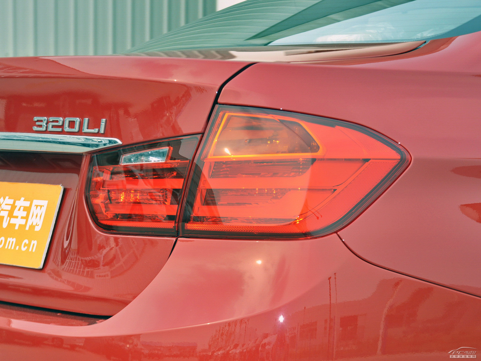 寶馬3系外觀高清大圖