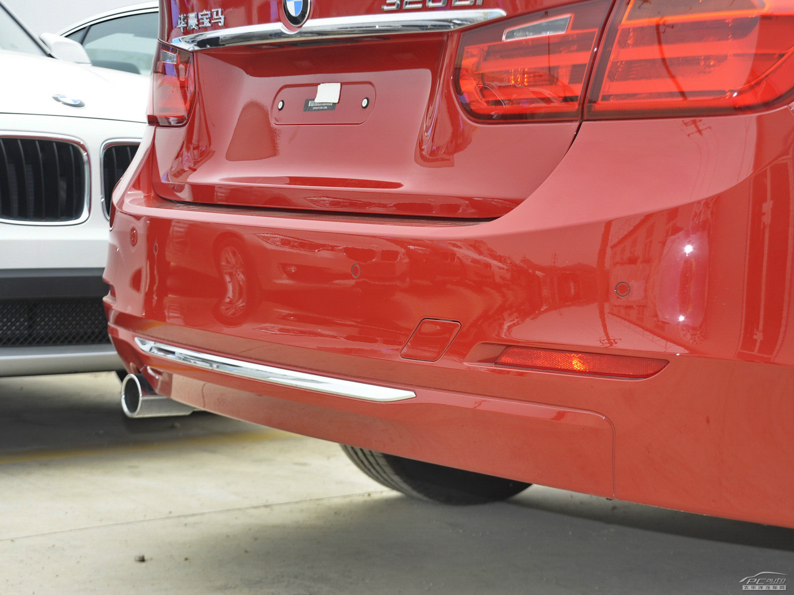 寶馬3系外觀高清大圖