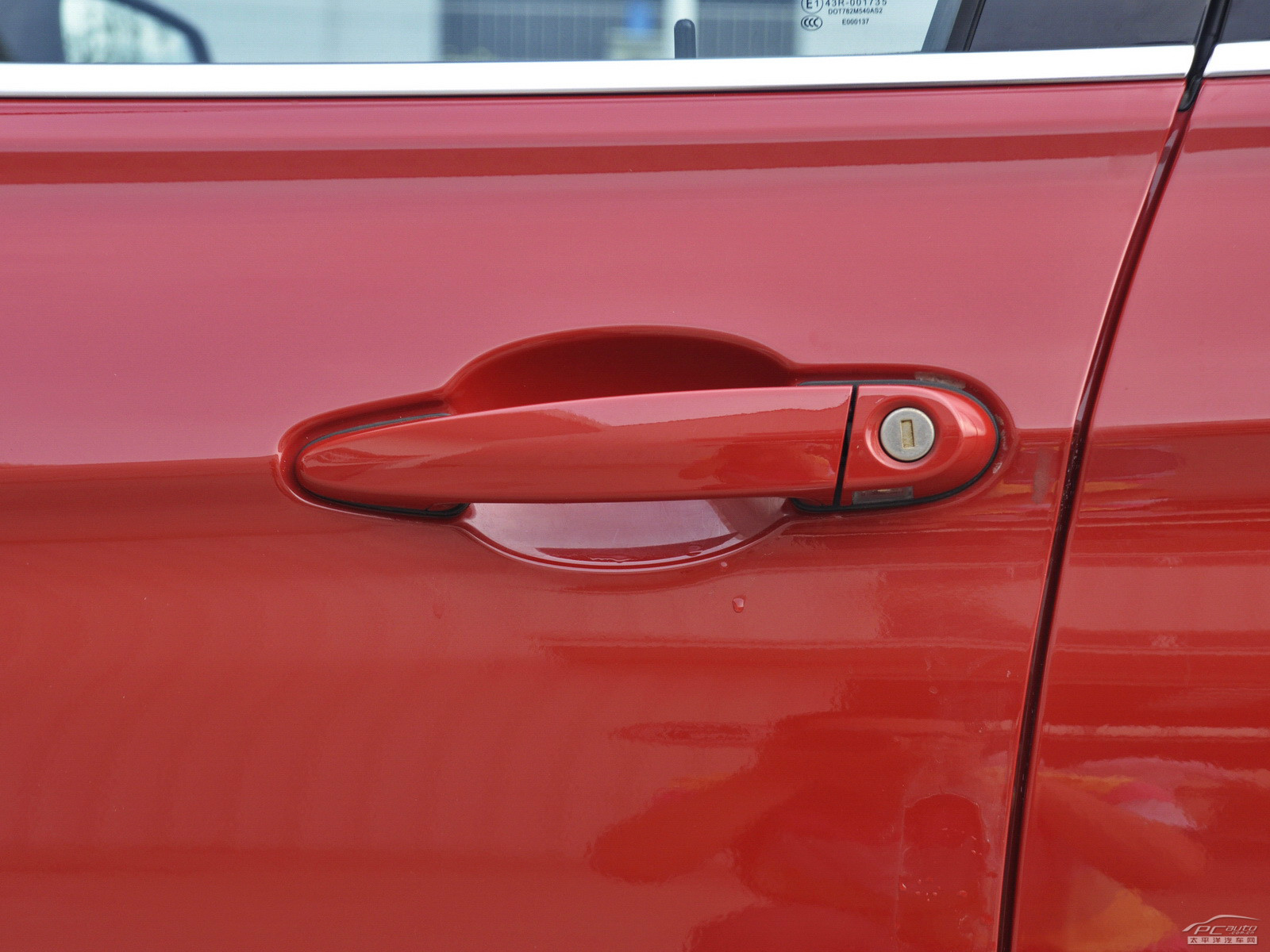 寶馬3系外觀高清大圖