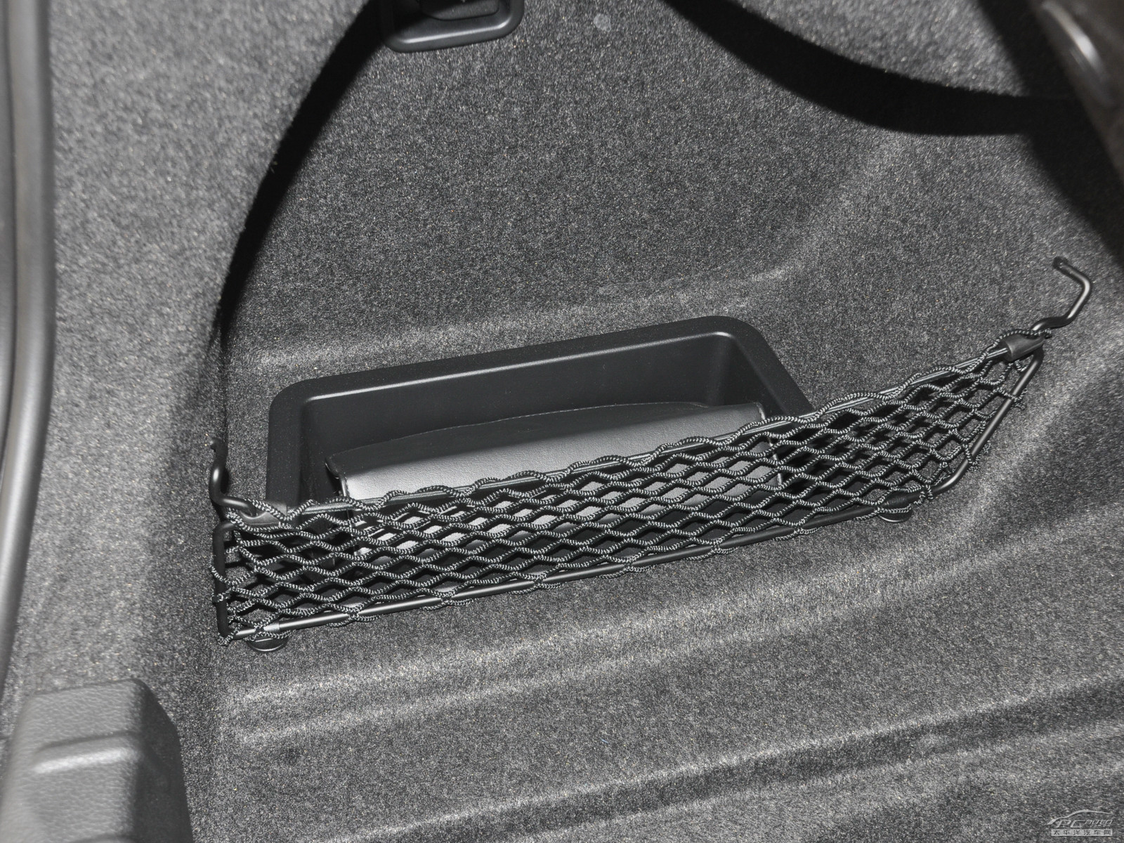 寶馬3系空間高清大圖