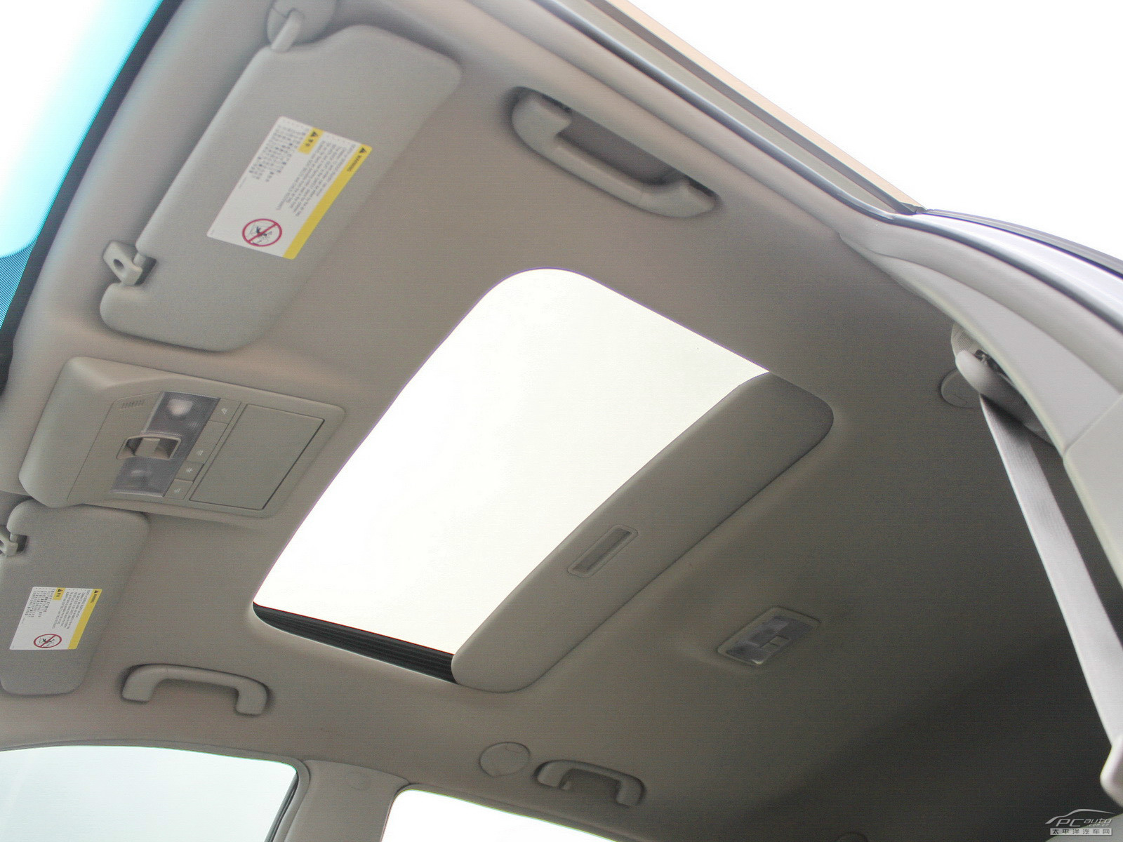 安德拉內(nèi)飾高清大圖