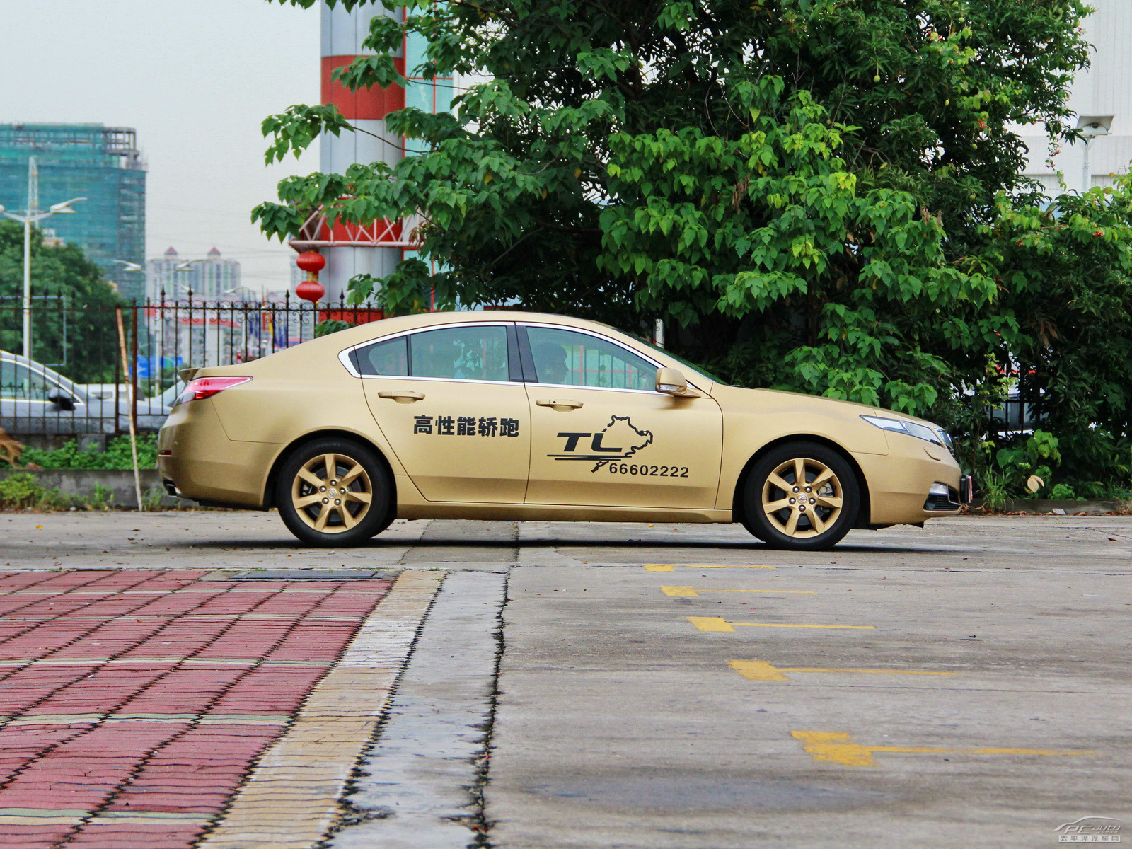 謳歌TL外觀高清大圖