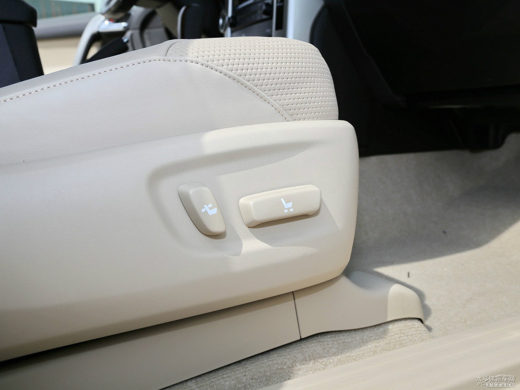 (j)ɫ(M(jn))΃(ni)DƬ