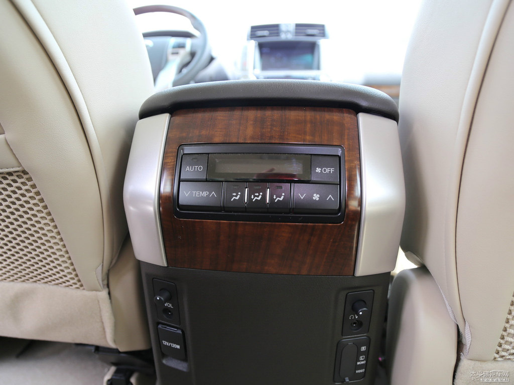 (j)ɫ(M(jn))΃(ni)DƬ