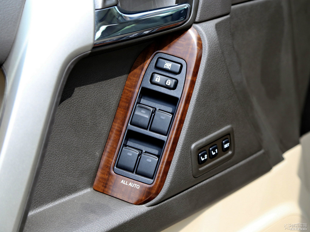 (j)ɫ(M(jn))܇(ni)DƬ