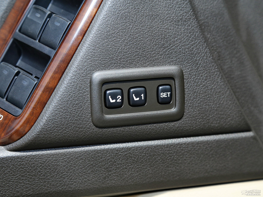 (j)ɫ(M(jn))܇(ni)DƬ