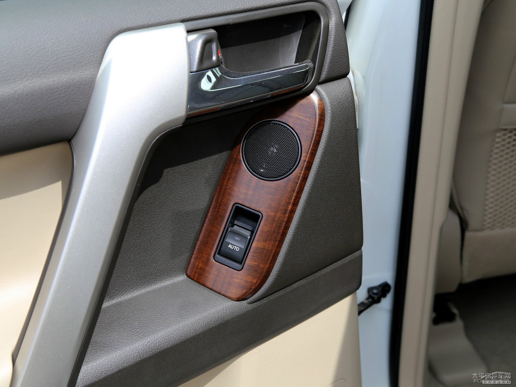 (j)ɫ(M(jn))܇(ch)(ni)DƬ