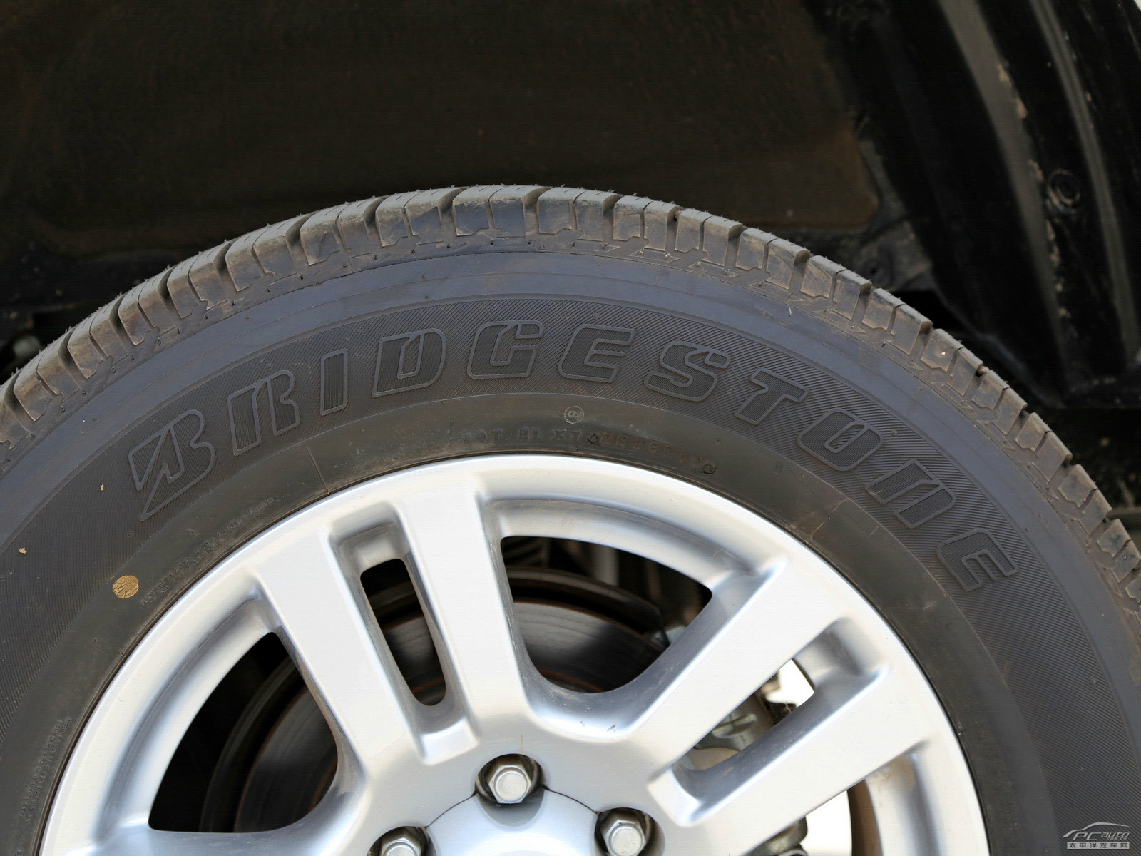 普拉多(進(jìn)口)細(xì)節(jié)高清大圖